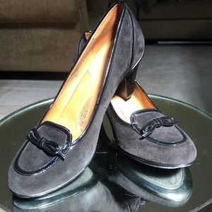 Sofft Black heels Black suede with black patent trim heeled size 10.